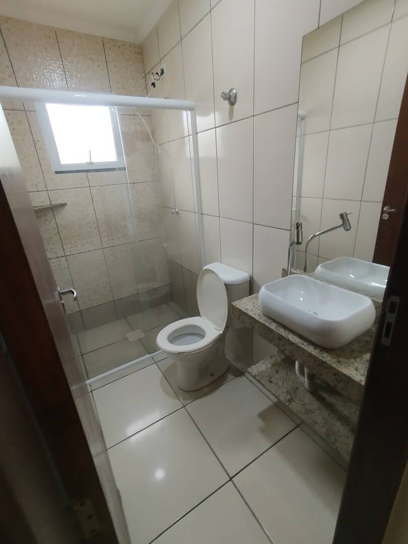 Casa para alugar com 2 quartos, 150m² - Foto 6