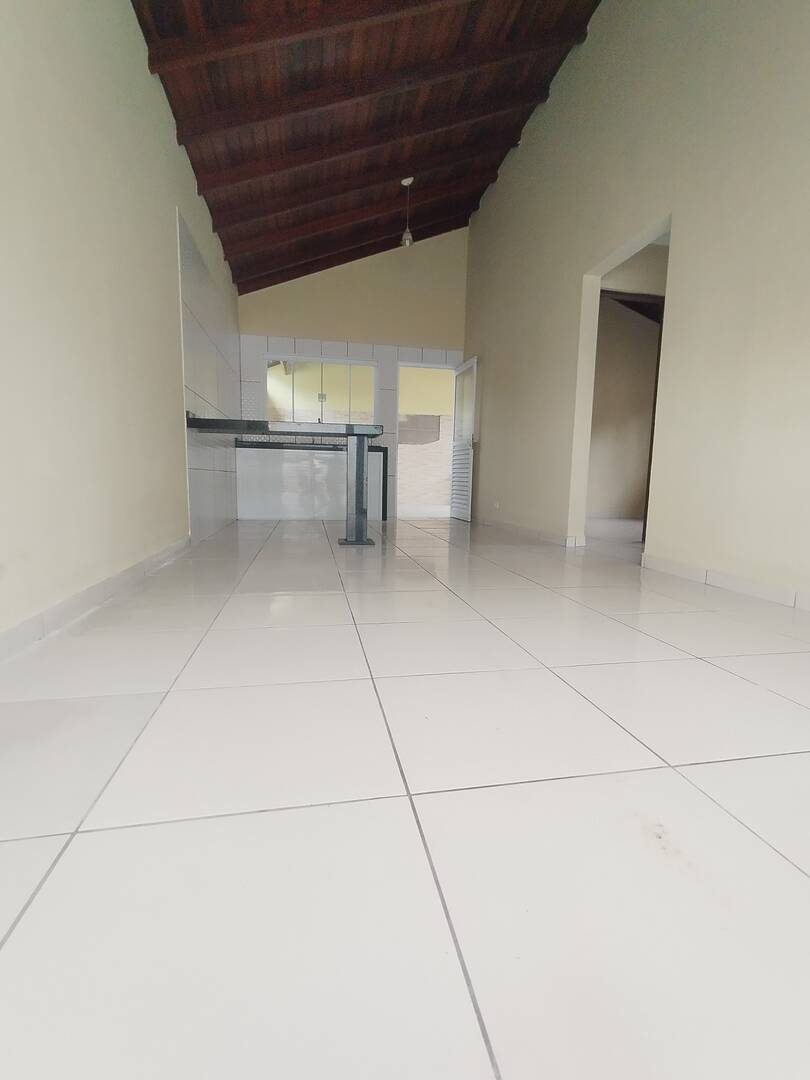 Casa para alugar com 2 quartos, 150m² - Foto 5