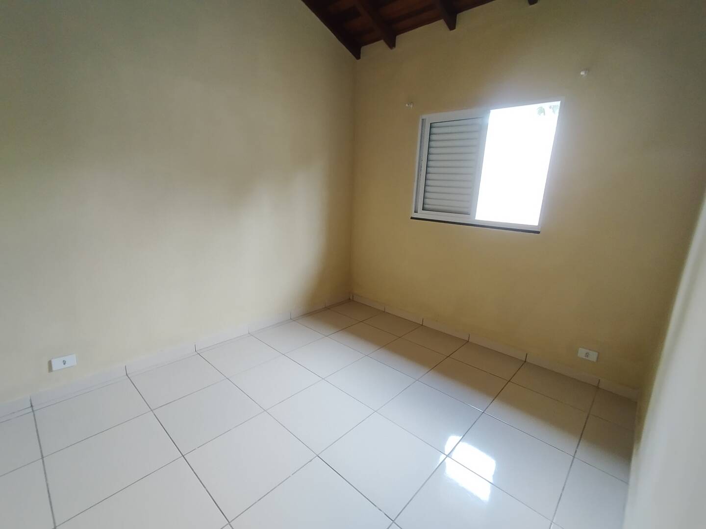 Casa para alugar com 2 quartos, 150m² - Foto 7