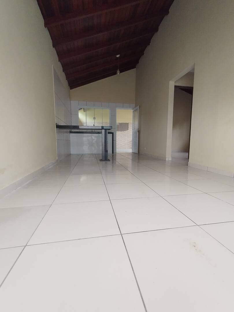 Casa para alugar com 2 quartos, 150m² - Foto 9