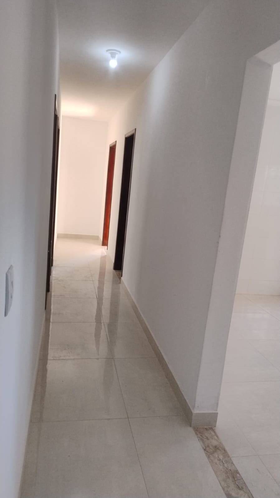 Casa à venda e aluguel com 3 quartos, 322m² - Foto 9