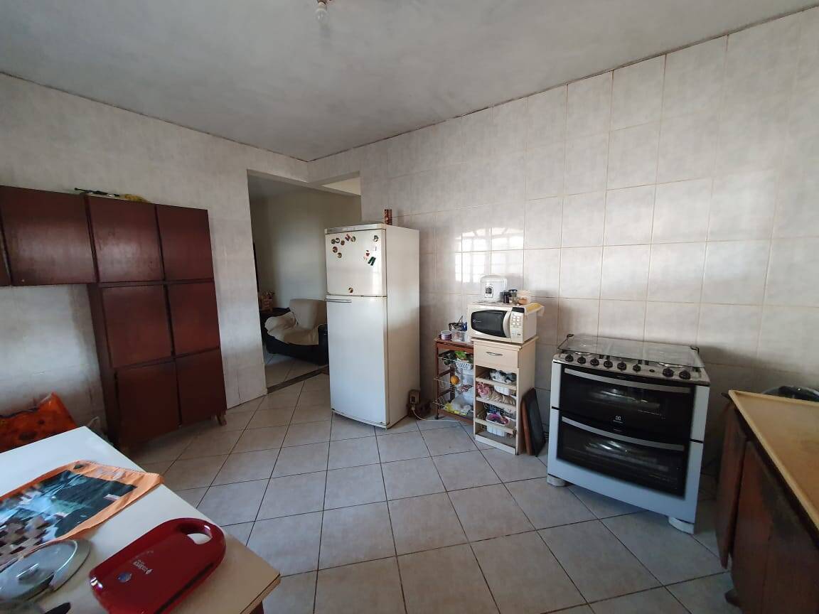 Casa à venda com 3 quartos, 500m² - Foto 9