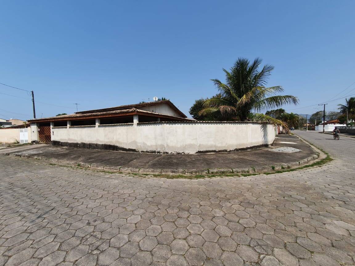 Casa à venda com 3 quartos, 500m² - Foto 2