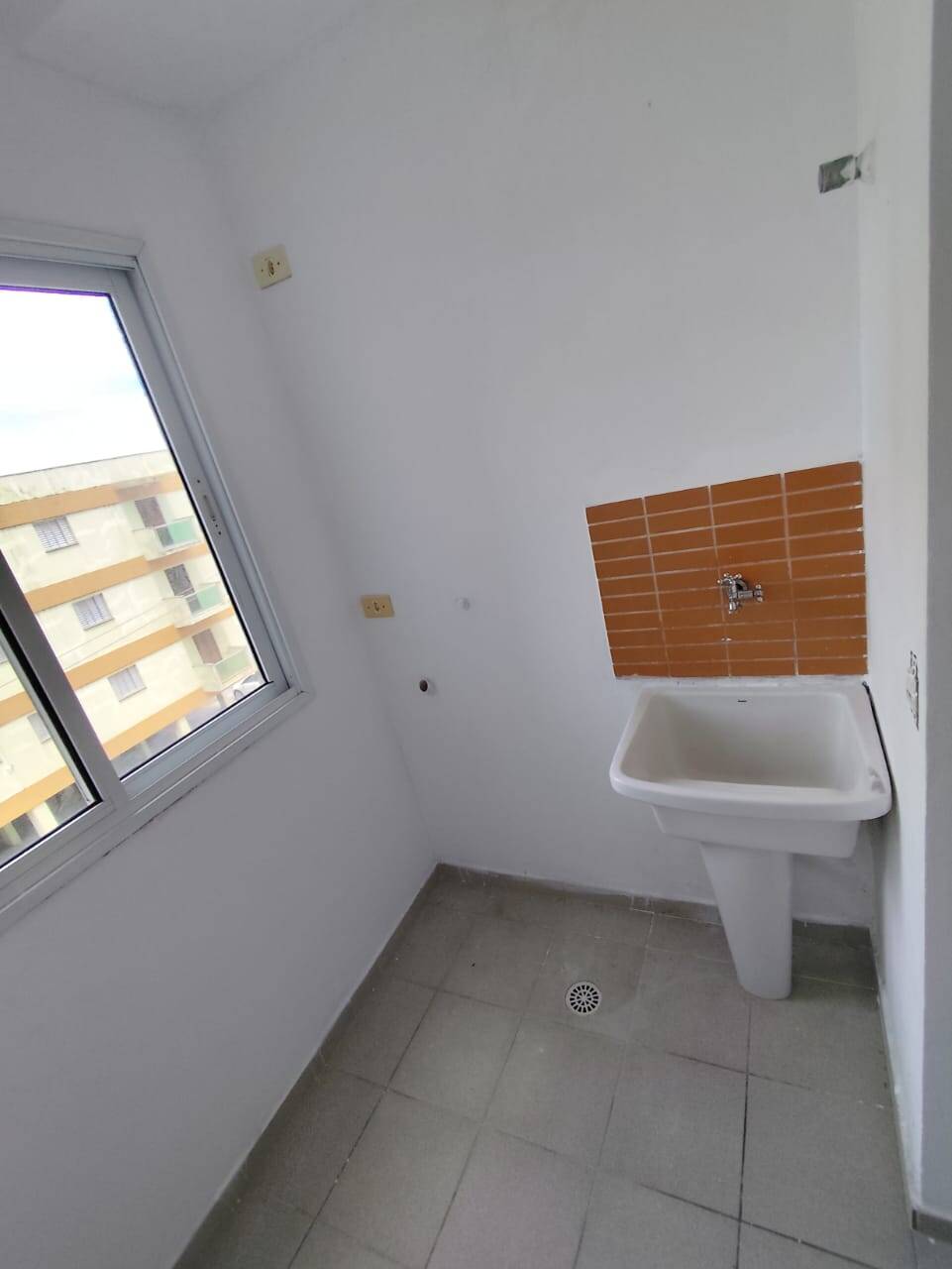 Apartamento para alugar com 2 quartos, 60m² - Foto 9