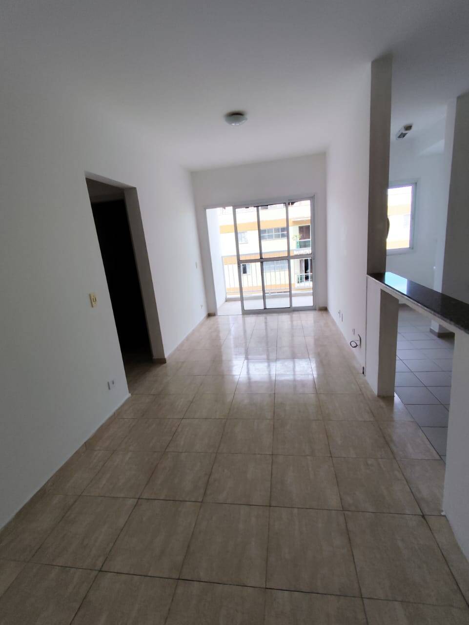 Apartamento para alugar com 2 quartos, 60m² - Foto 7